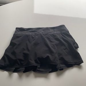 Lululemon ruffled tennis skirt